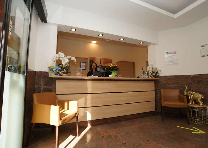 3 SterneHotel Little Paris
